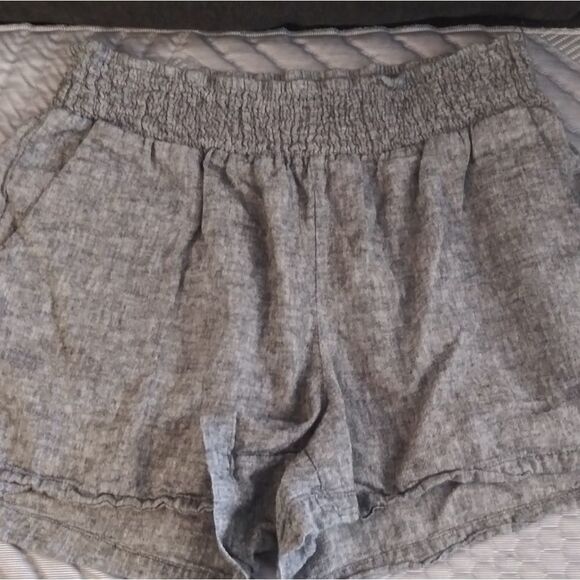 A New Day Elastic Grey Shorts Sz MED - Picture 1 of 6